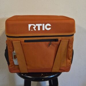 RTIC Orange Insulated Cooler Bag 28 Can Everyday Coolet Bag